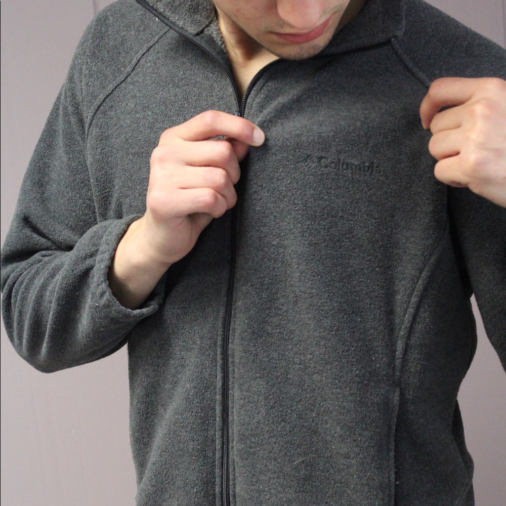 Columbia Grey Fleece Zip Up SUPER WARM!!